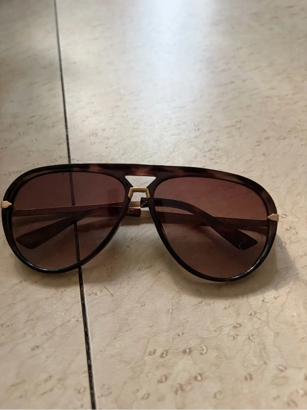 FRYE AND CO. Brown Tortoiseshell Aviator Sunglasses